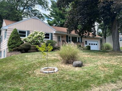 909 Imperial Woods Dr