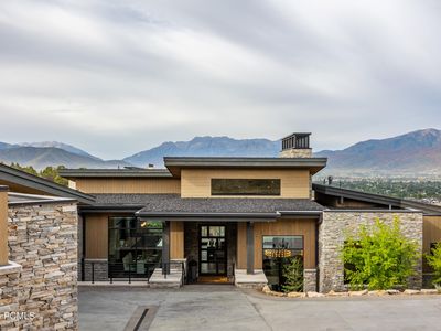 2446 E Flat Top Mountain Dr