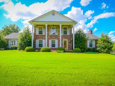 1047 Highview Dr