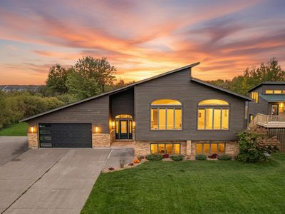 5202 Ogden Ave