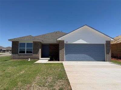 1205 E Stallion Ln