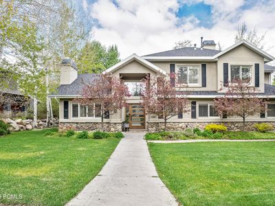 4381 N Willow Creek Dr