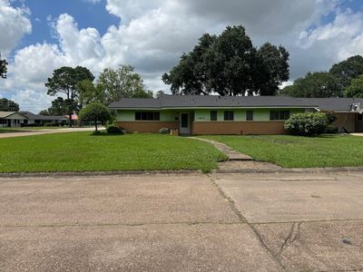 Property at 2924 Boston Dr W, Nederland, TX