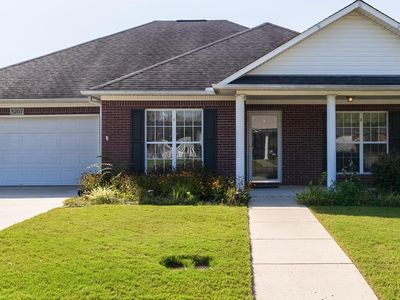 5207 Frankford Dr SE