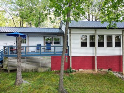 1960 Egyptian Hills Dr