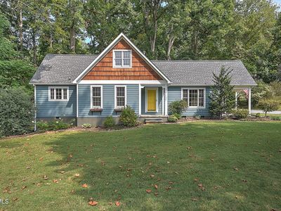 512 Dogwood Ln