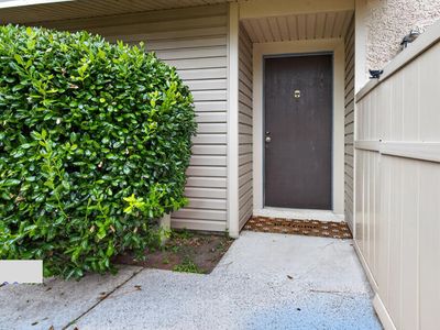 901 Olmstead Dr #60