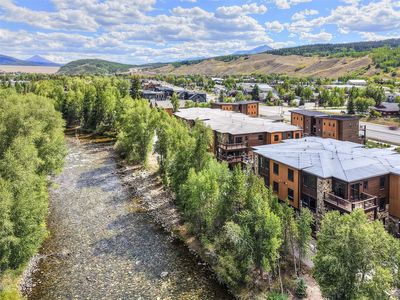 1070 Blue River Parkway UNIT 302