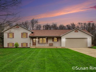 8591 Fowler Ct NE