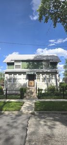 8601 S Carpenter St