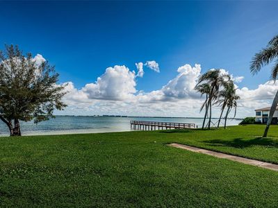 6211 Sun Blvd APT 112