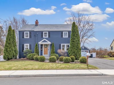 1107 Naugatuck Avenue