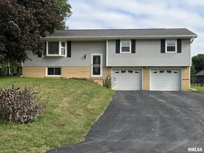 16618 E Mohawk Dr