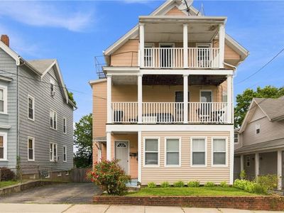 444 Carrington Ave