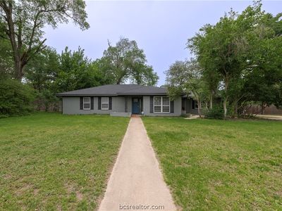 816 Tanglewood Dr