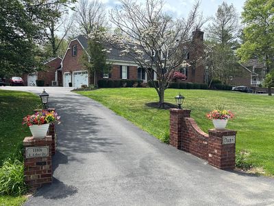 11806 E Arbor Dr