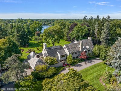 65 Lone Pine Rd