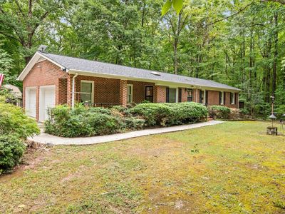 216 Whispering Wood Rd