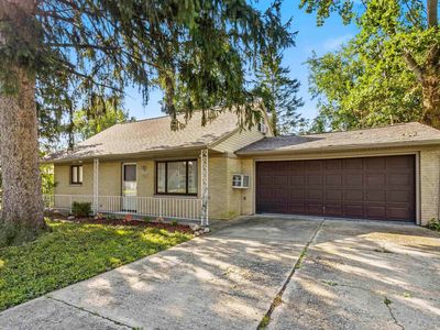 2624 Garden Park Dr