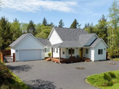 351 Olympic View Ave NE