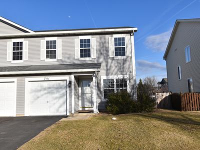 Property at 751 Zachary Dr, Romeoville, IL