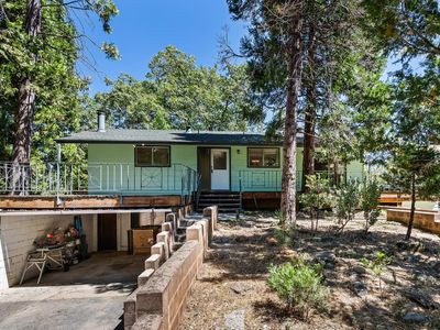 Property at 42545 Bald Mountain Rd, Auberry, CA
