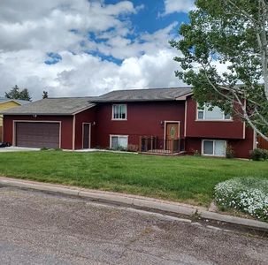 502 20th Ave W