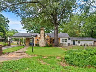 1061 Burchwood Bay Rd