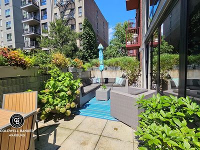 1790 3rd Ave #202