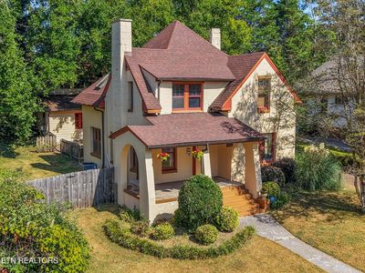 1525 Branson Ave