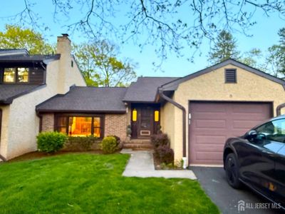 8 Teaberry Dr