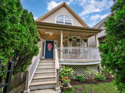 2835 N Francisco Ave