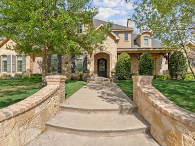 8000 Valcour Dr