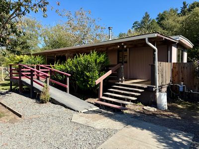 105 Palmer Blvd