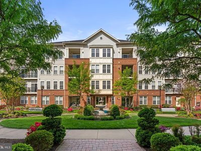 2500 Kensington Gdns Unit 405