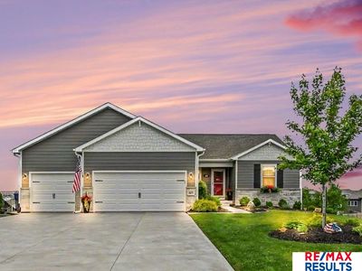 Property at 805 N 10th Ave, Springfield, NE