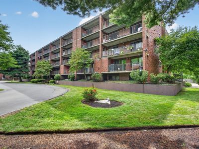 146 Marble St APT 402