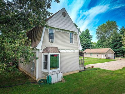 754 N County Road 950 W