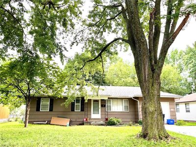 4503 E 111th Ter