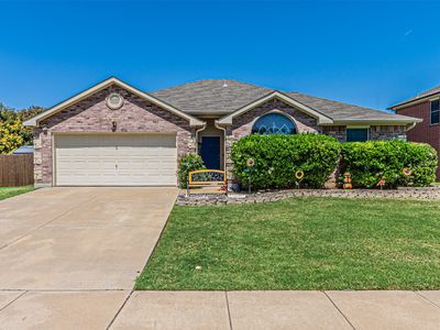 Property at 4613 Valleyview Dr, Mansfield, TX