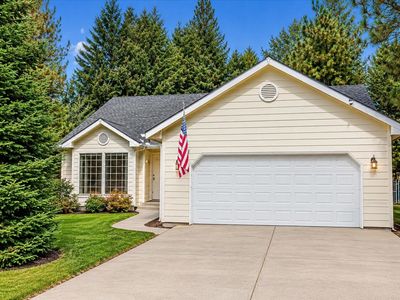 4105 E Center Rd
