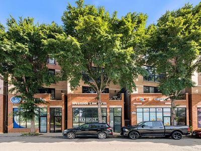 2442 W Madison St #1