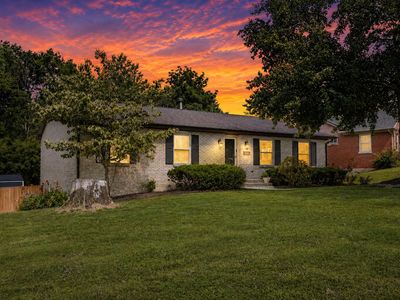 3483 Lansdowne Dr