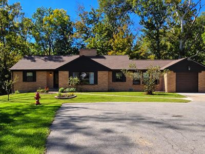 721 Ridgewood Ln