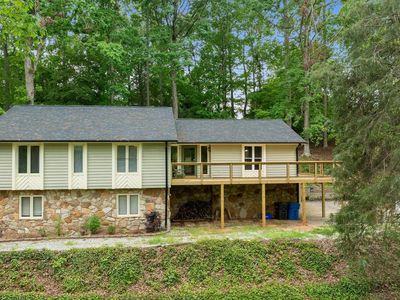 328 Eastcliffe Way