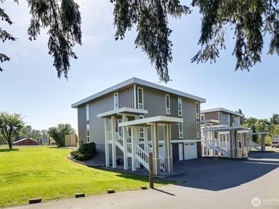 2421 98th Avenue Ct E