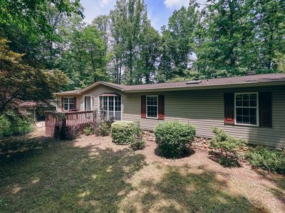 1280 Calvert Rd