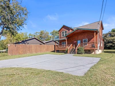 216 Caton Rd