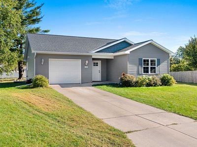 1744 Chicago Ct
