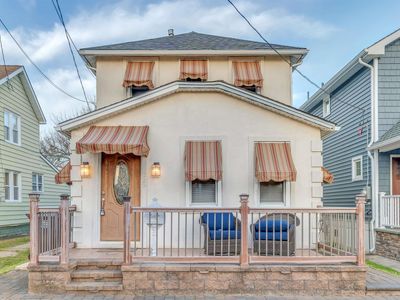 229 N Fredericksburg Ave